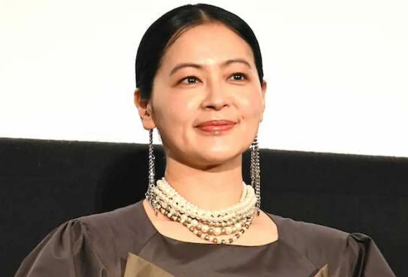 黒谷友香と塚地武雅が結婚目前？公開告白の裏に隠された真実
