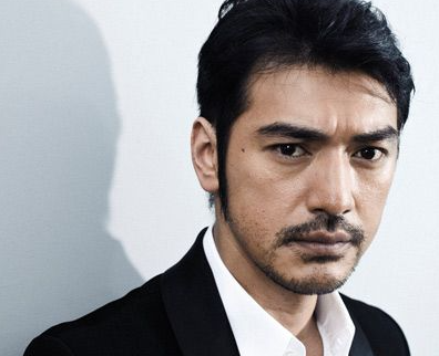 【2025年現在】金城武が結婚？妻と子供は誰？今の活動や ...